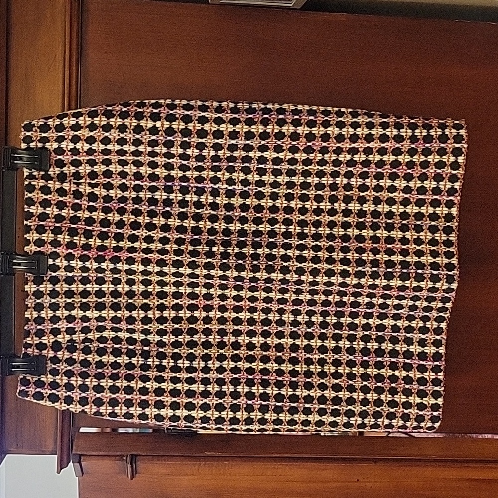 CARLISE | Silk Blend Chic Multicolor Patterned Pencil Skirt - Size 4